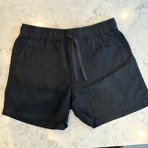 Men’s venroy linen shorts in size large - LIKE NEW